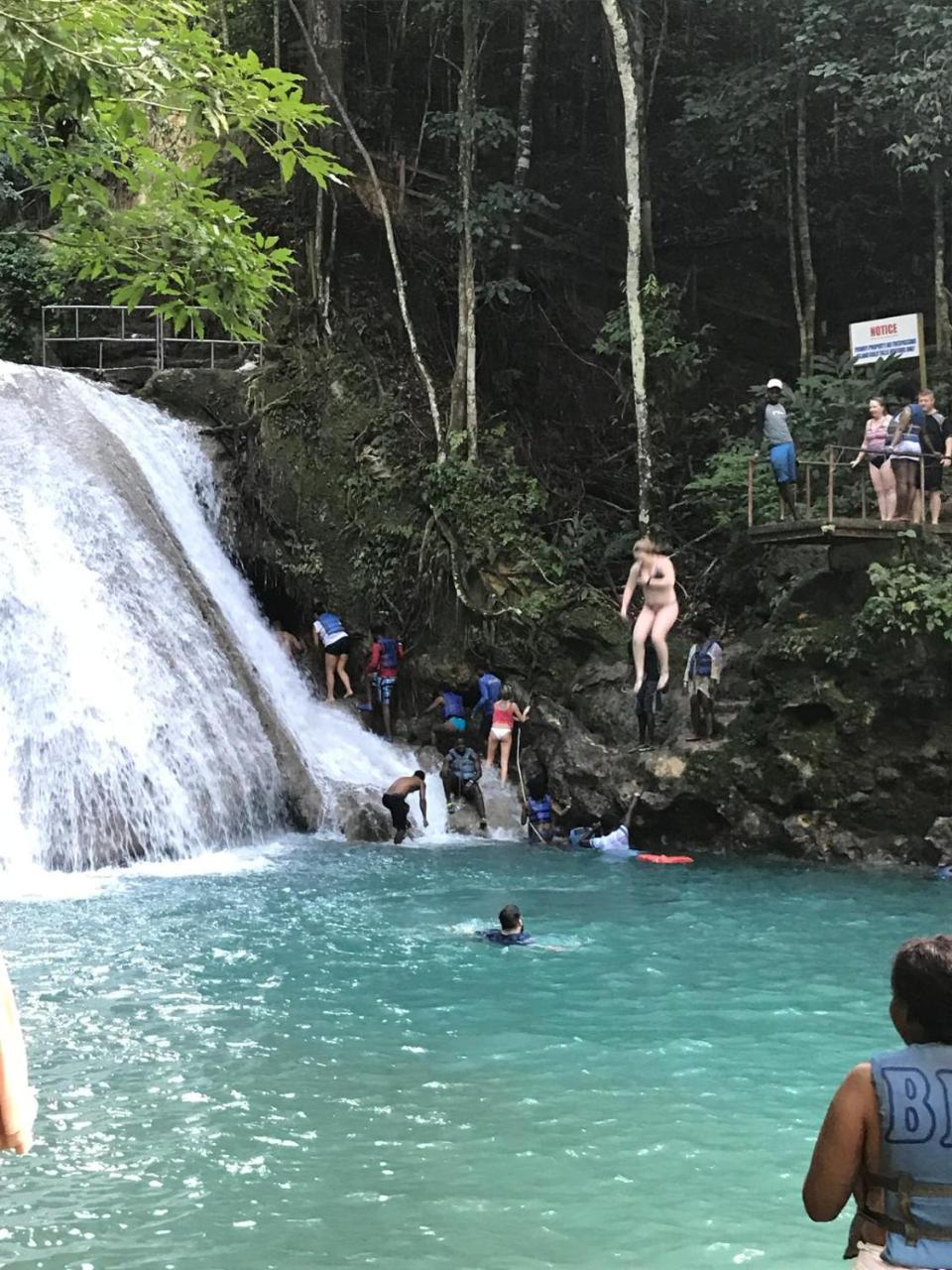 Mystic Ridge Paradise Ocho Rios Buitenkant foto